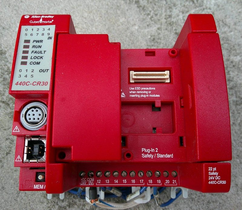 Реле безопасности Allen-Bradley 440C-CR30-22BBB