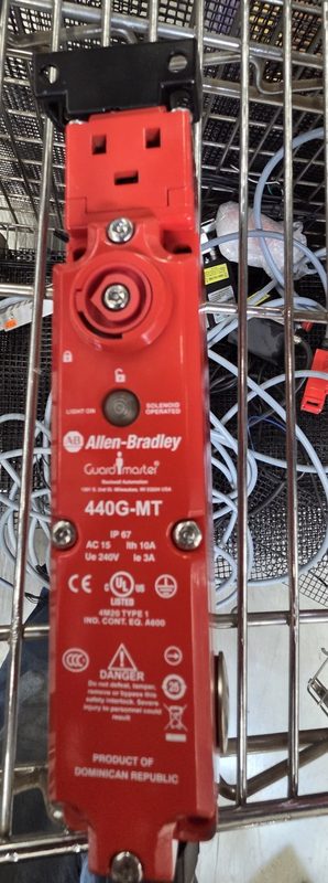 Реле безопасности Allen-Bradley 440G-MT