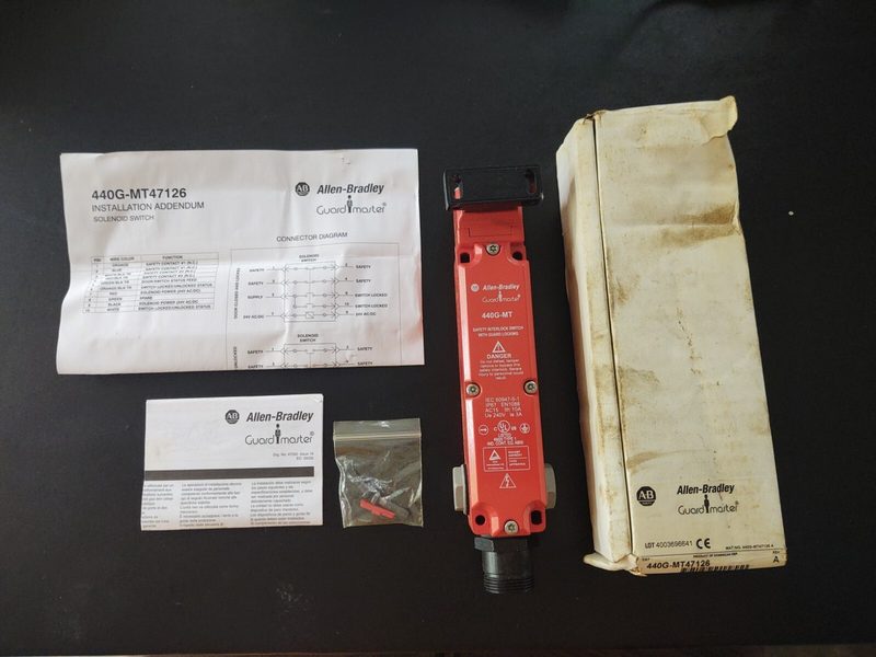 Реле безопасности Allen-Bradley 440G-MT47126
