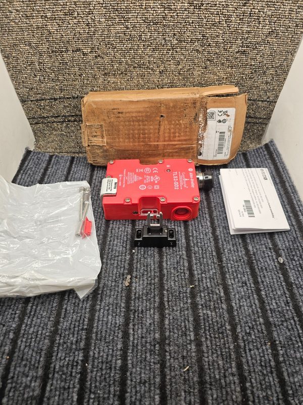 Реле безопасности Allen-Bradley 440G-T27241