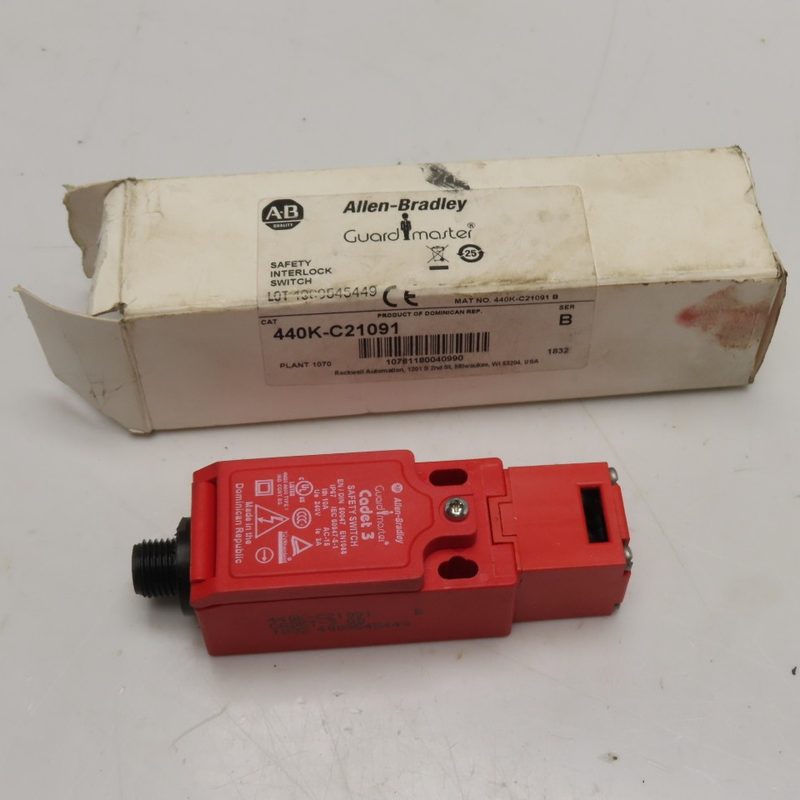 Реле безопасности Allen-Bradley 440K-C21091