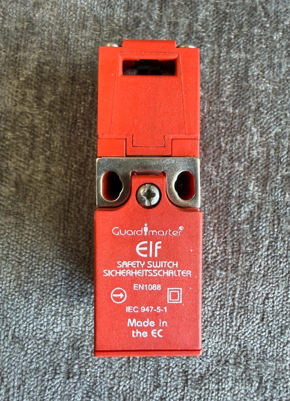 Реле безопасности Allen-Bradley 440K-E33014