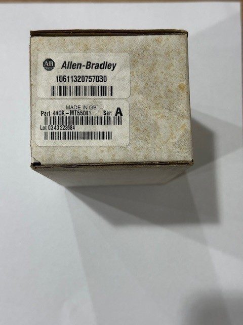 Реле безопасности Allen-Bradley 440K-MT55041