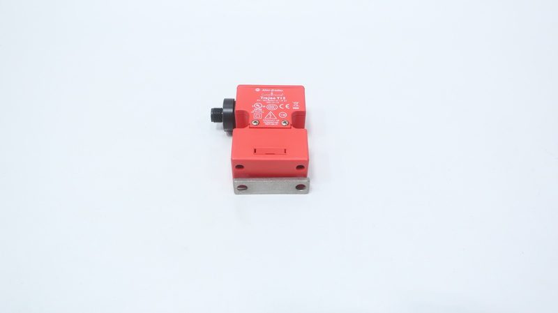 Реле безопасности Allen-Bradley 440K-T11474