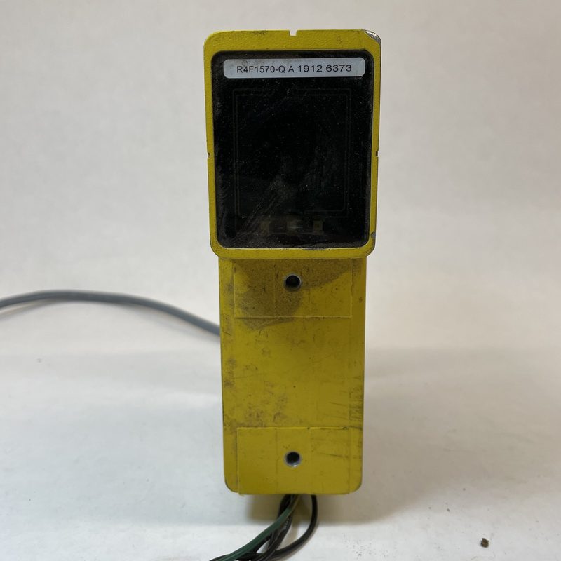 Реле безопасности Allen-Bradley 440L-R4F1570-Q