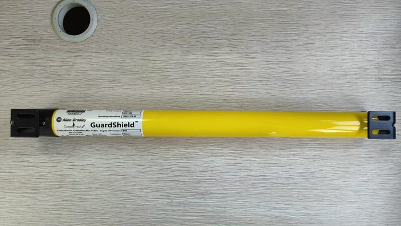 Световая завеса Allen-Bradley 440L-R4K04B0YD