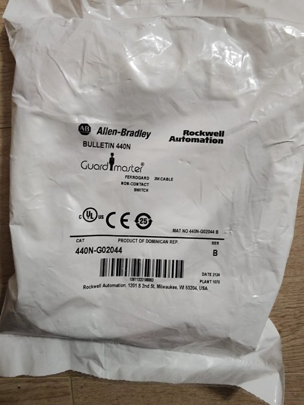 Реле безопасности Allen-Bradley 440N-G02044