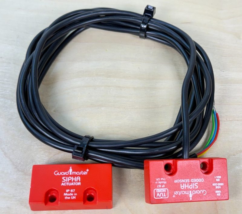 Реле безопасности Allen-Bradley 440N-S32014