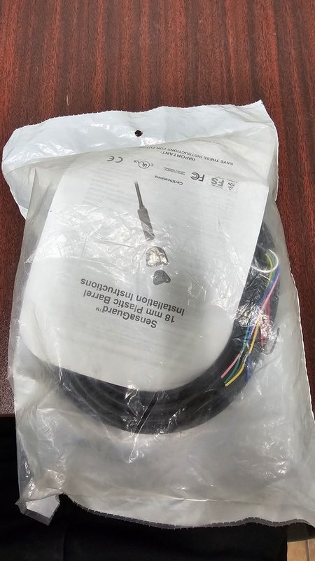 Реле безопасности Allen-Bradley 440N-Z21S16B