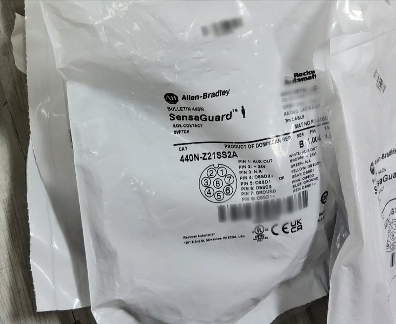 Реле безопасности Allen-Bradley 440N-Z21SS2A