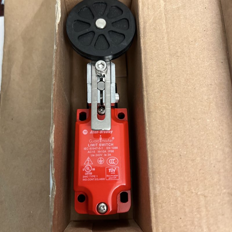 Реле безопасности Allen-Bradley 440P-MRRB22E