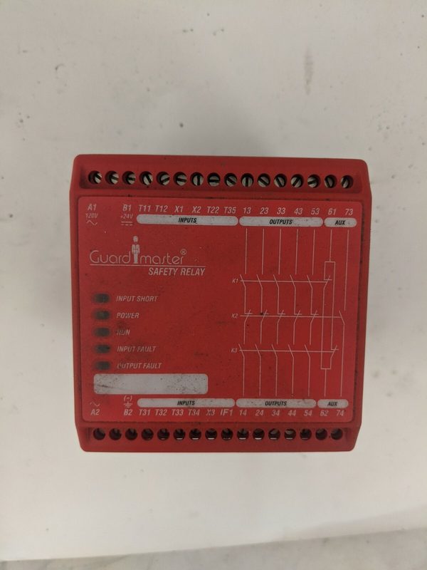 Реле безопасности Allen-Bradley 440R-2BR520A21