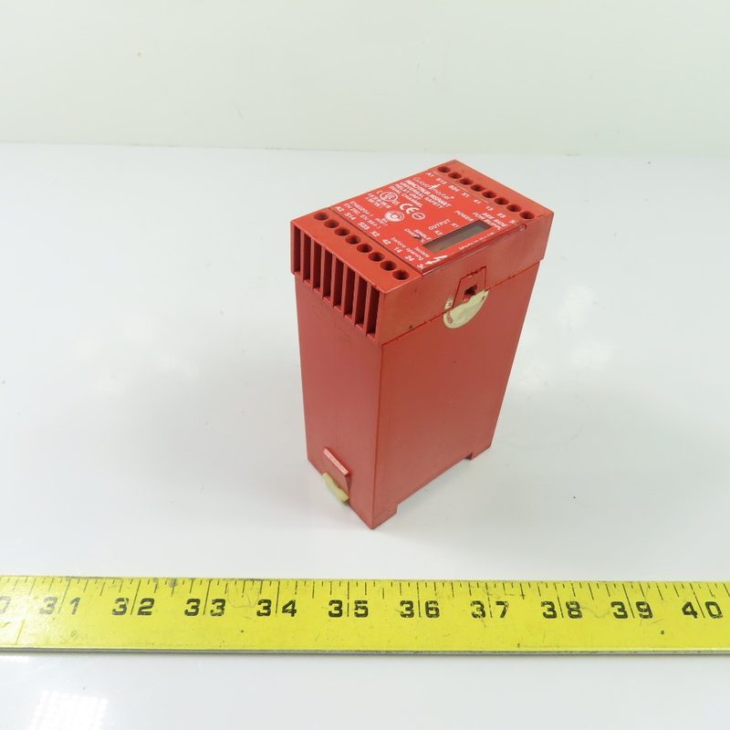 Реле безопасности Allen-Bradley 440R-C23017