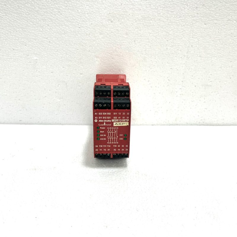 Реле безопасности Allen-Bradley 440R-C23139/B