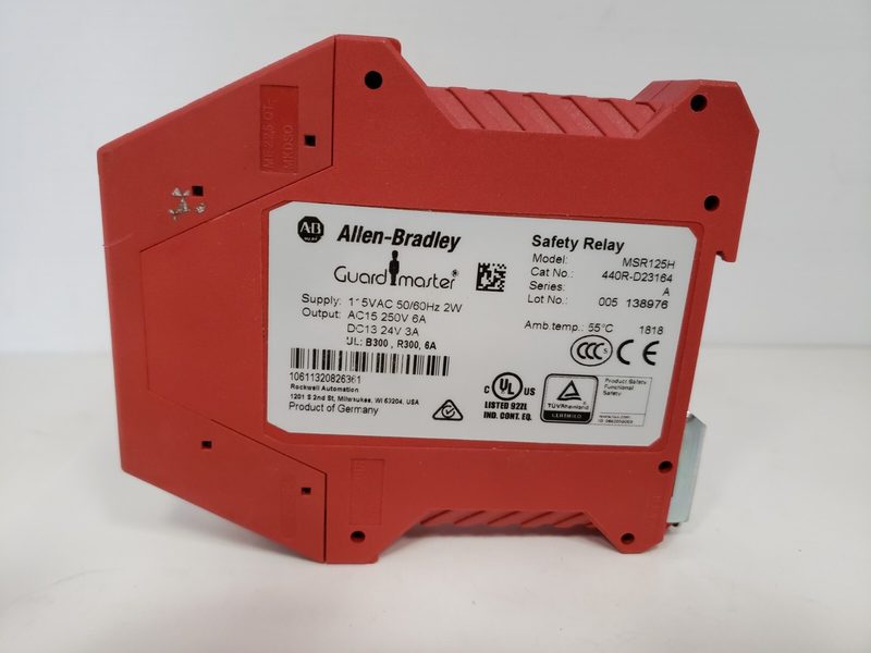 Реле безопасности Allen-Bradley 440R-D23164