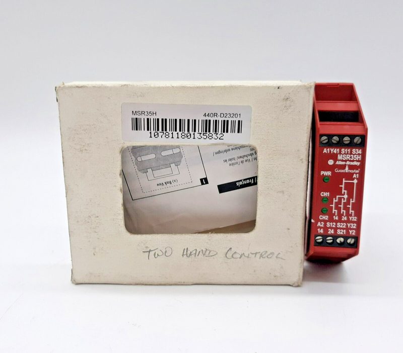 Реле безопасности Allen-Bradley 440R-D23201
