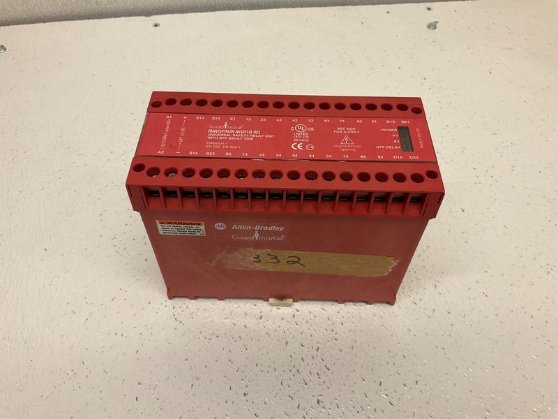 Реле безопасности Allen-Bradley 440R-G23029
