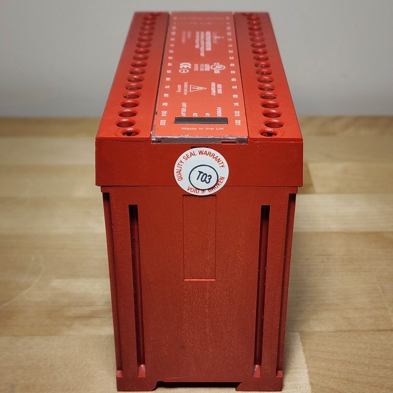 Реле безопасности Allen-Bradley 440R-G23068