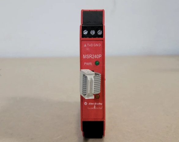Реле безопасности Allen-Bradley 440R-H23183