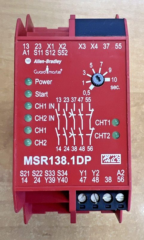 Реле безопасности Allen-Bradley 440R-M23088