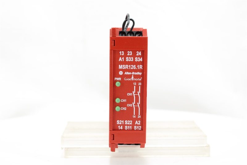 Реле безопасности Allen-Bradley 440R-N23120