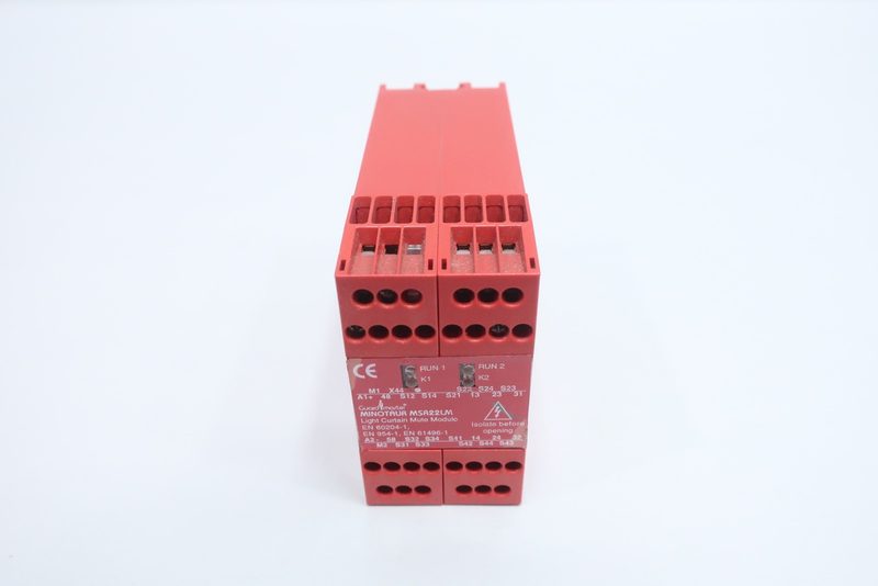 Реле безопасности Allen-Bradley 440R-P23071