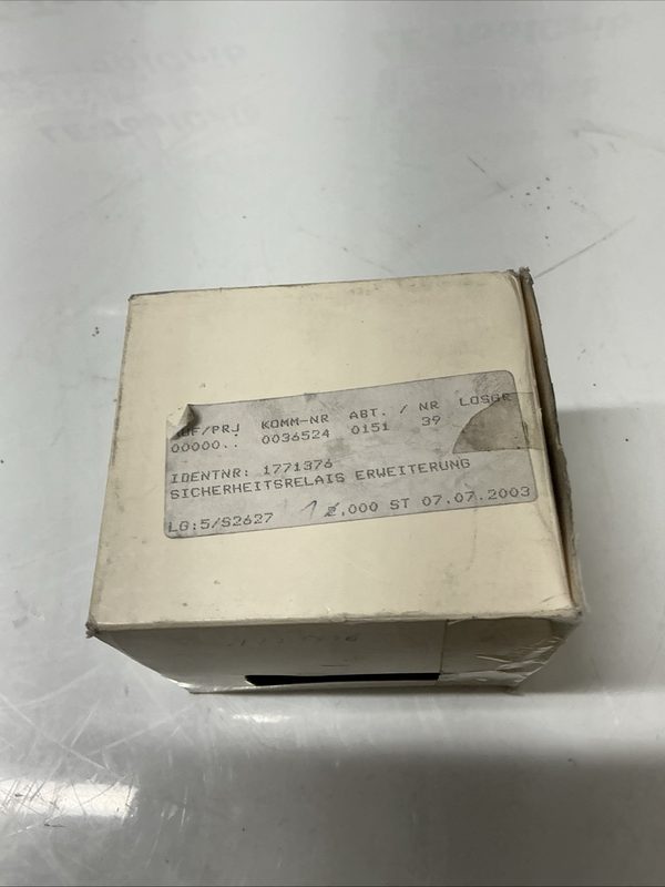 Реле безопасности Allen-Bradley 440R-ZBE820AZ1
