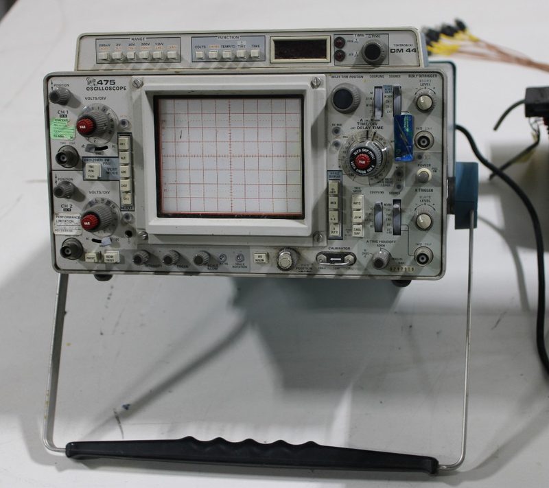 Осциллограф Tektronix 475A