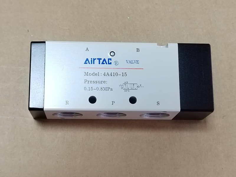 Пневмоклапан AirTAC 4A410-15