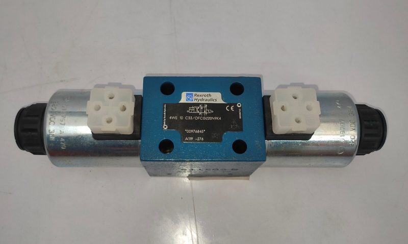 Электромагнитный клапан Bosch Rexroth 4WE10C33/OFCG220N9K4