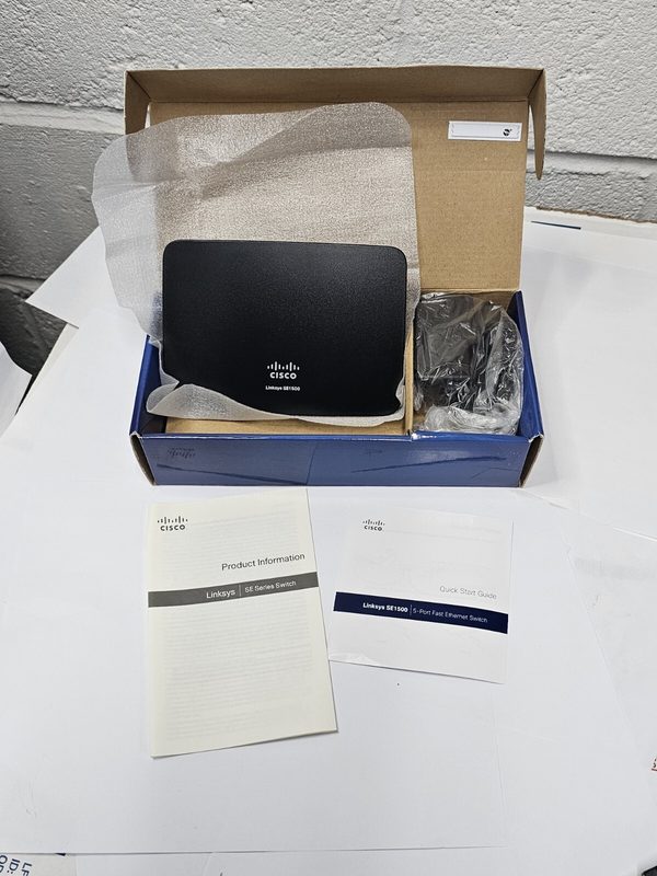 Коммутатор Linksys 5-PORT-PORTS