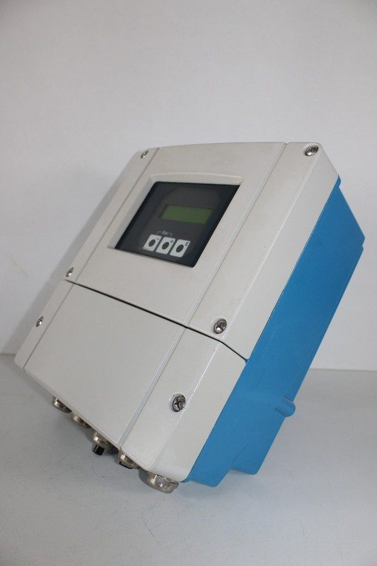 Расходомер Endress+Hauser 50P1H-EC1A1AC0A4AA