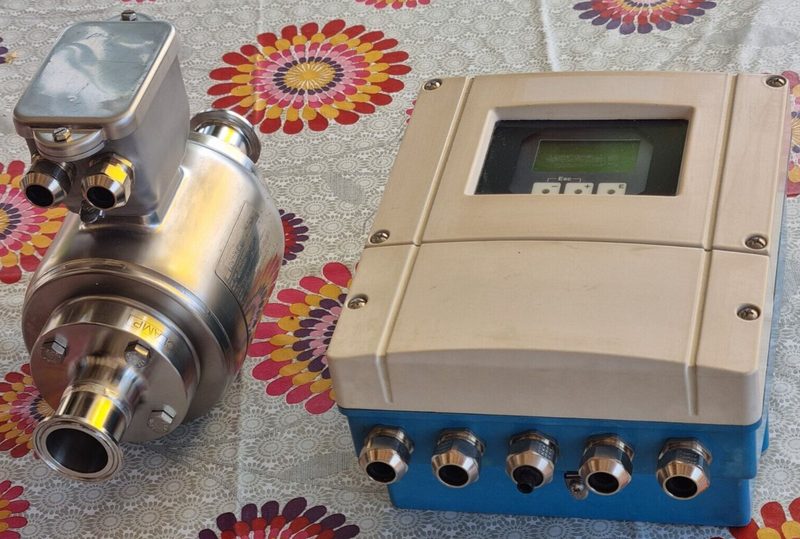 Расходомер Endress+Hauser 53H40-1H0B1AC1ABAA