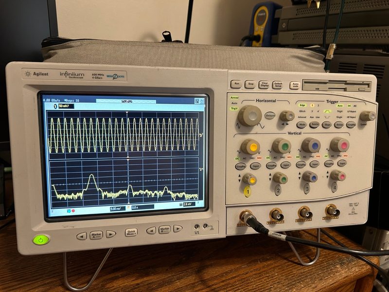 Осциллограф Keysight 54832B