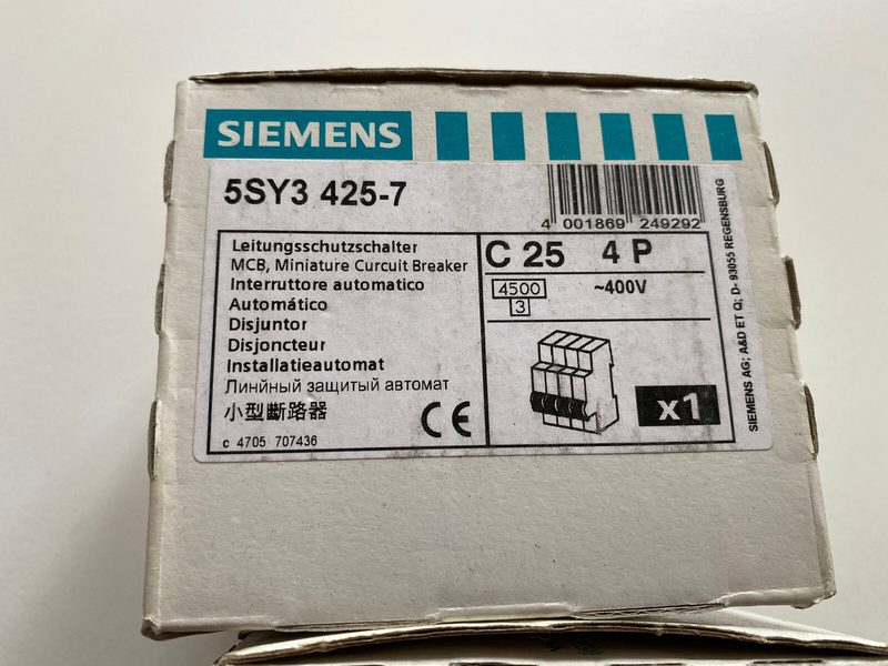 Автоматический выключатель Siemens 5SY3425-7