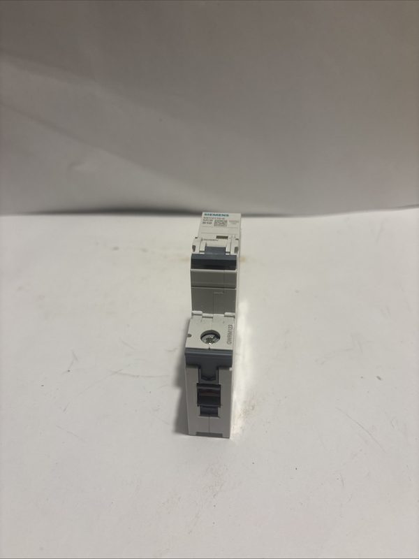 Автоматический выключатель Siemens 5SY4110-6