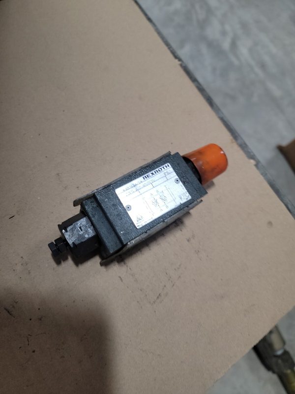 Пневмораспределитель Bosch Rexroth 6-2-40/2QV