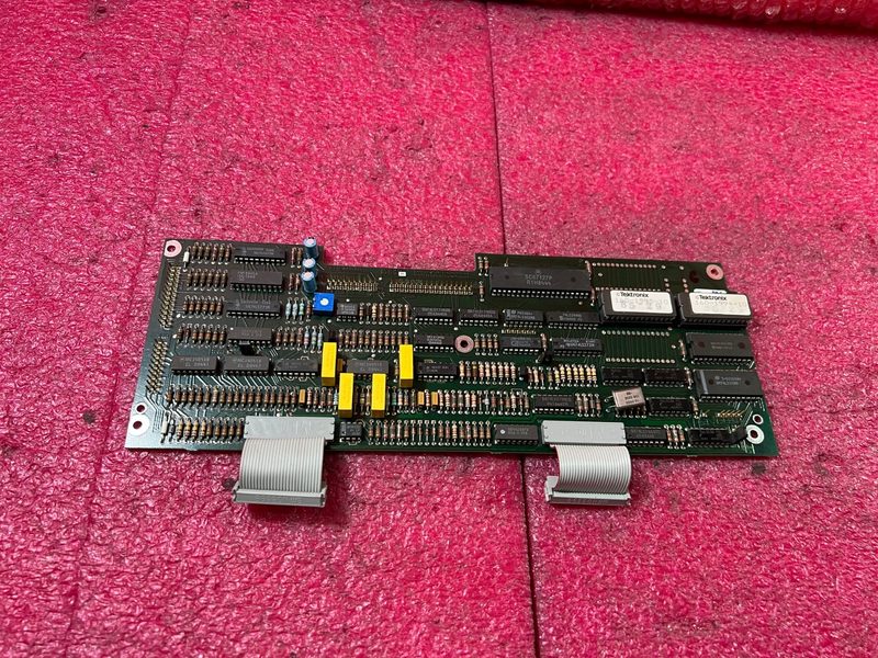Осциллограф Tektronix 670-7279-09