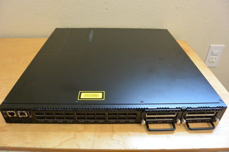Коммутатор 6700-32X-0-AC-F