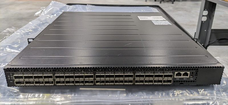 Коммутатор 6812-32X-O-AC-F