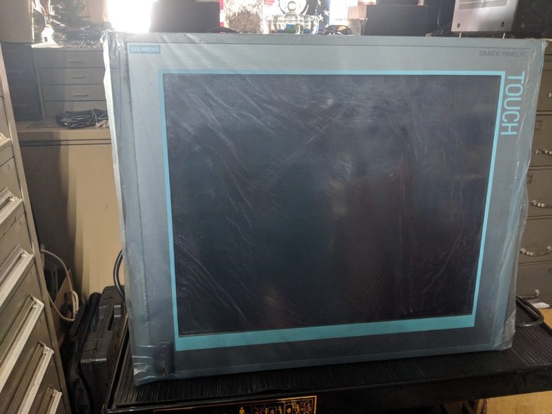 Промышленный компьютер Siemens 6AV7824-0AB20-1AC0