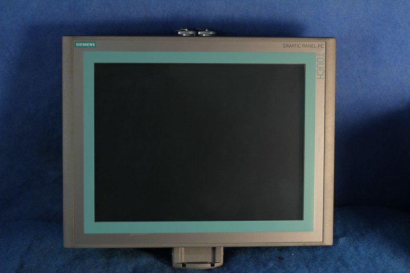 Панель оператора Siemens 6AV7883-6AG30-6BA0