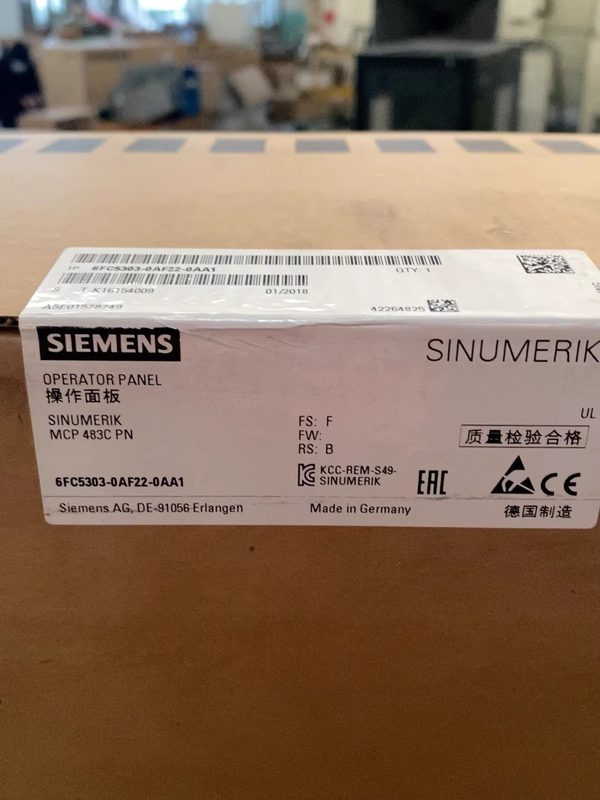 Промышленный компьютер Siemens 6FC5303-0AF22-0AA1