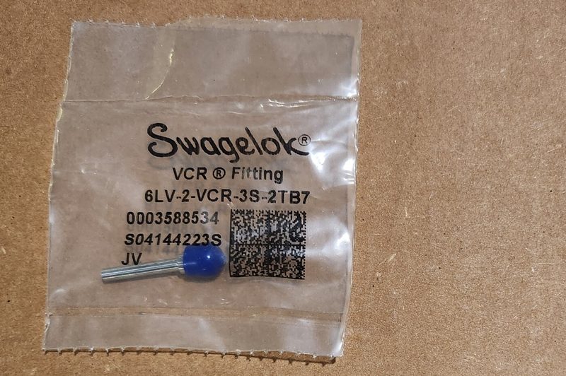 Фитинг Swagelok 6LV-2-VCR-3S-2TB7