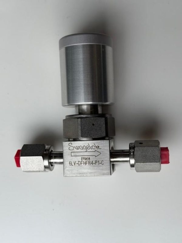 Клапан Swagelok 6LV-DPFR4-P1-C