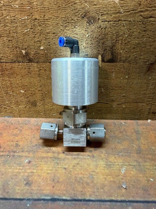Клапан Swagelok 6LV-HBVBW4-C