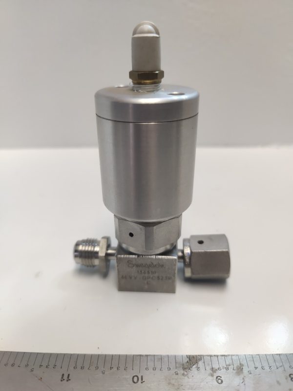 Клапан Swagelok 6LVV-DPC323P-C