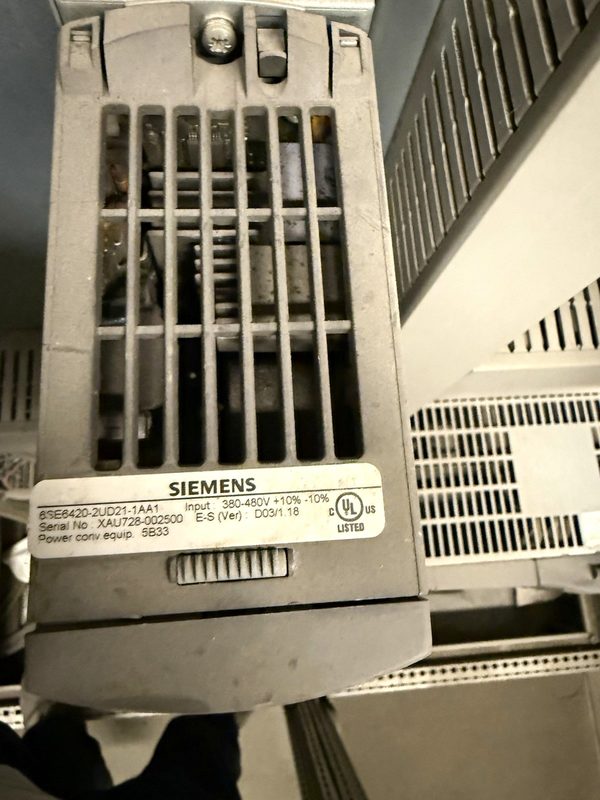 Частотный преобразователь Siemens 6SE6420-2UD21-1AA1