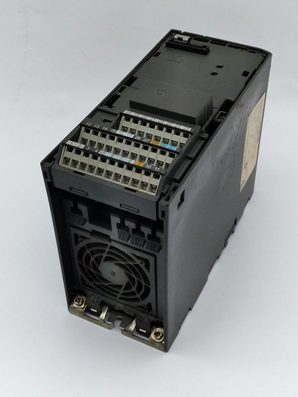 Частотный преобразователь Siemens 6SE6440-2UD21-1AA1