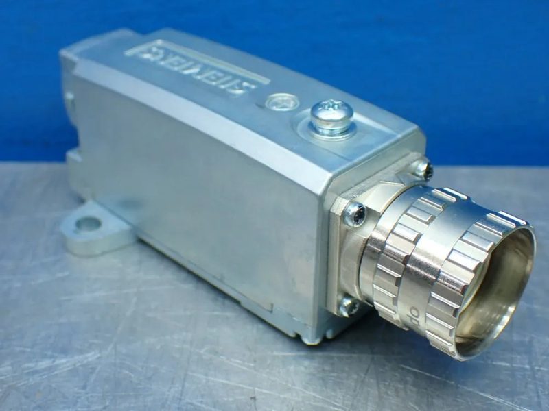 Частотный преобразователь Siemens 6SL3055-0AA00-5HA3
